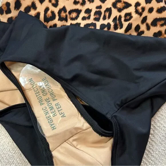 Summersalt Surf One Piece Swim Bathing Suit Size 4 NWT Leopard Black - Picture 4 of 9